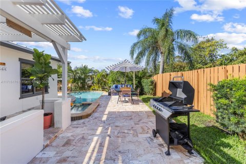 Casa en alquiler en Deerfield Beach, Florida, 4 dormitorios, 156.91 m2 № 2022916 - foto 5