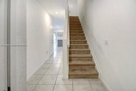 Touwnhouse à vendre à Florida City, Floride: 3 chambres, 136.19 m2 № 1940299 - photo 2