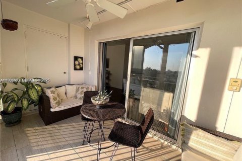 Condominio en venta en Hollywood, Florida, 2 dormitorios, 105.17 m2 № 2035123 - foto 28