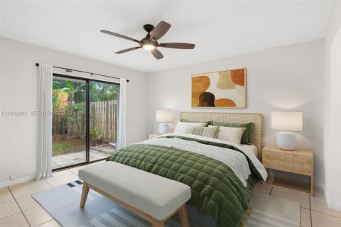 Villa ou maison à vendre à Deerfield Beach, Floride: 2 chambres, 111.48 m2 № 2000683 - photo 18