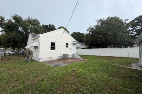 Villa ou maison à vendre à Saint Petersburg, Floride: 2 chambres, 85.1 m2 № 2361055 - photo 16