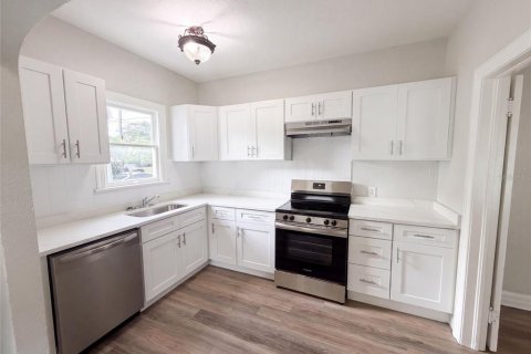 Villa ou maison à vendre à Saint Petersburg, Floride: 2 chambres, 85.1 m2 № 2361055 - photo 6