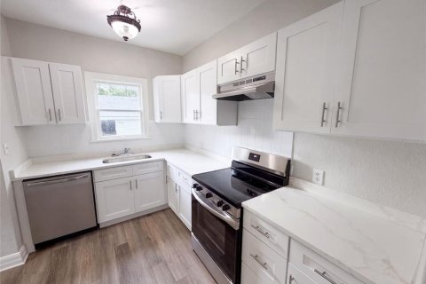 Villa ou maison à vendre à Saint Petersburg, Floride: 2 chambres, 85.1 m2 № 2361055 - photo 2