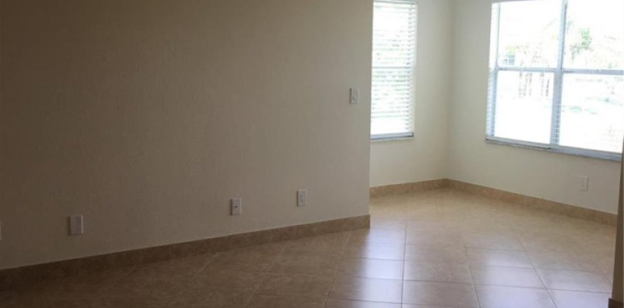 Condo in Sunrise, Florida, 2 bedrooms  № 2383209