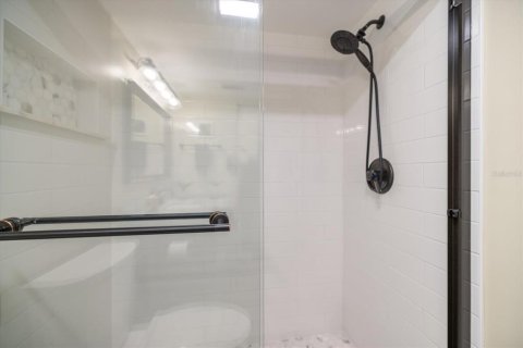 Купить кондоминиум в Венеция, Флорида 8 комнат, 101.45м2, № 1912477 - фото 19