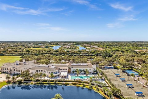 Villa ou maison à vendre à Delray Beach, Floride: 4 chambres, 388.8 m2 № 2081497 - photo 9