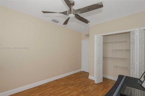 Copropriété à vendre à Miramar, Floride: 3 chambres, 142.14 m2 № 2041959 - photo 28