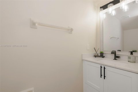 Copropriété à vendre à Miramar, Floride: 3 chambres, 142.14 m2 № 2041959 - photo 15