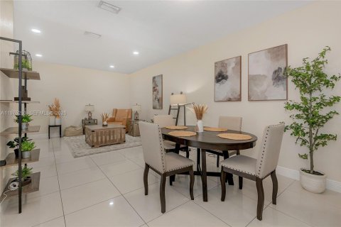 Copropriété à vendre à Miramar, Floride: 3 chambres, 142.14 m2 № 2041959 - photo 5