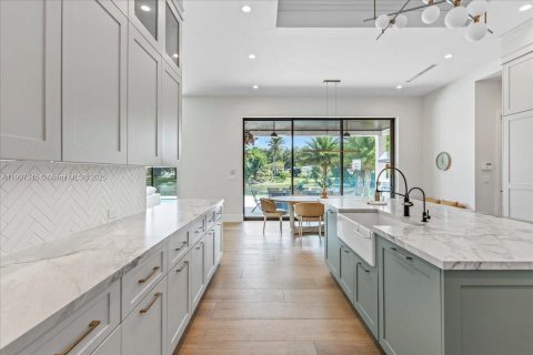 House in Pinecrest, Florida 6 bedrooms, 543.29 sq.m. № 1964413 - photo 29