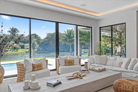 House in Pinecrest, Florida 6 bedrooms, 543.29 sq.m. № 1964413 - photo 4