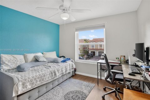 Touwnhouse à louer à Sunrise, Floride: 3 chambres, 129.69 m2 № 1996880 - photo 6