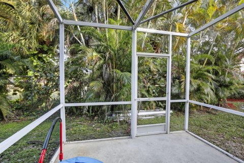 Touwnhouse à louer à Sunrise, Floride: 3 chambres, 129.69 m2 № 1996880 - photo 3