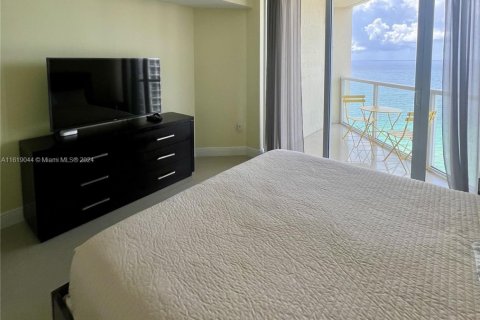 Condominio en alquiler en Sunny Isles Beach, Florida, 1 dormitorio, 92.9 m2 № 1958941 - foto 20