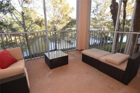 Condo in Sarasota, Florida, 2 bedrooms  № 2145045 - photo 12