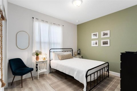 Townhouse in Kissimmee, Florida 5 bedrooms, 210.42 sq.m. № 2207691 - photo 10