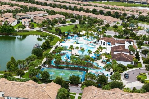 Townhouse in Kissimmee, Florida 5 bedrooms, 210.42 sq.m. № 2207691 - photo 26
