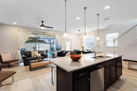 Townhouse in Kissimmee, Florida 5 bedrooms, 210.42 sq.m. № 2207691 - photo 6