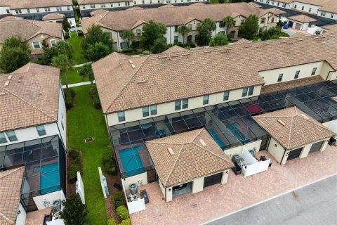 Townhouse in Kissimmee, Florida 5 bedrooms, 210.42 sq.m. № 2207691 - photo 27