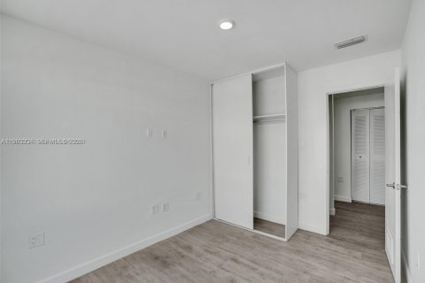 Touwnhouse à louer à Homestead, Floride: 3 chambres, 133.22 m2 № 2025169 - photo 13