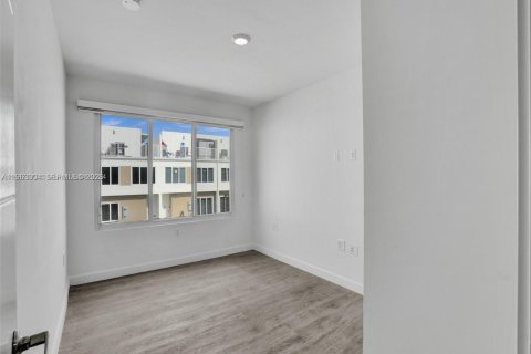 Touwnhouse à louer à Homestead, Floride: 3 chambres, 133.22 m2 № 2025169 - photo 15