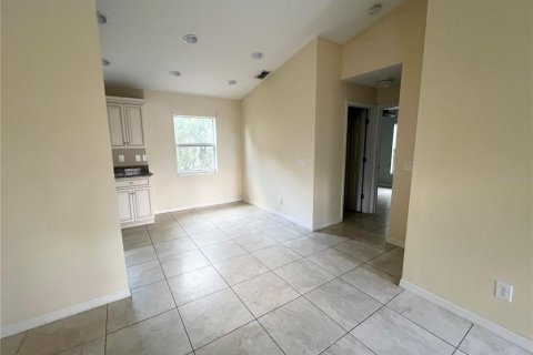 Villa ou maison à louer à Port Charlotte, Floride: 3 chambres, 111.11 m2 № 2096564 - photo 3
