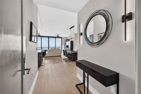 Condominio en venta en Saint Petersburg, Florida, 2 dormitorios, 172.24 m2 № 2329366 - foto 3