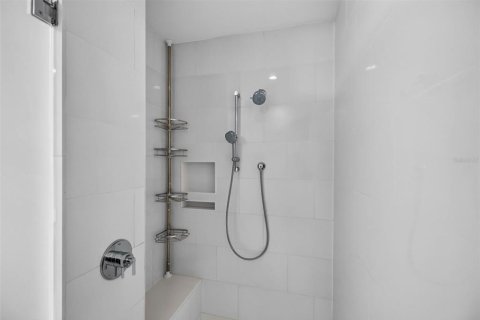 Condominio en venta en Saint Petersburg, Florida, 2 dormitorios, 172.24 m2 № 2329366 - foto 27