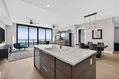 Condominio en venta en Saint Petersburg, Florida, 2 dormitorios, 172.24 m2 № 2329366 - foto 16