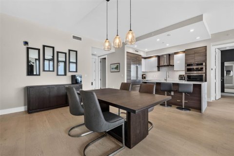 Condominio en venta en Saint Petersburg, Florida, 2 dormitorios, 172.24 m2 № 2329366 - foto 20