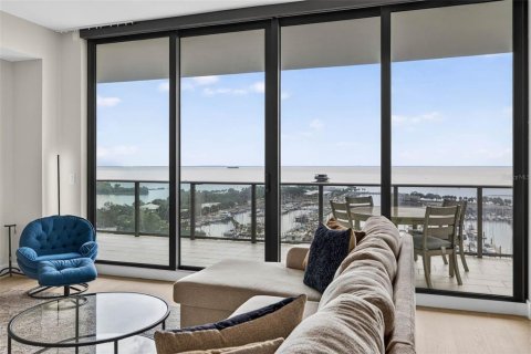 Condominio en venta en Saint Petersburg, Florida, 2 dormitorios, 172.24 m2 № 2329366 - foto 5