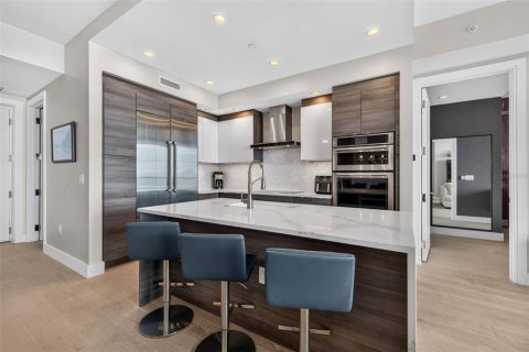 Condominio en venta en Saint Petersburg, Florida, 2 dormitorios, 172.24 m2 № 2329366 - foto 10