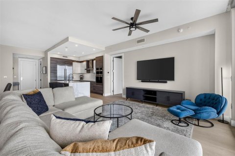 Condominio en venta en Saint Petersburg, Florida, 2 dormitorios, 172.24 m2 № 2329366 - foto 8