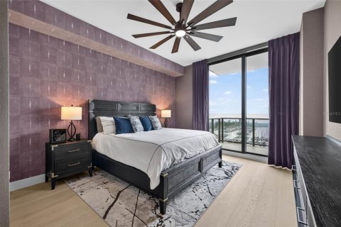 Condominio en venta en Saint Petersburg, Florida, 2 dormitorios, 172.24 m2 № 2329366 - foto 24