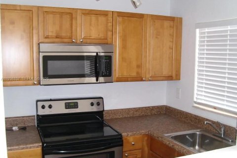 Apartment in Fort Lauderdale, Florida 1 bedroom, 44.04 sq.m. № 1994568 - photo 3