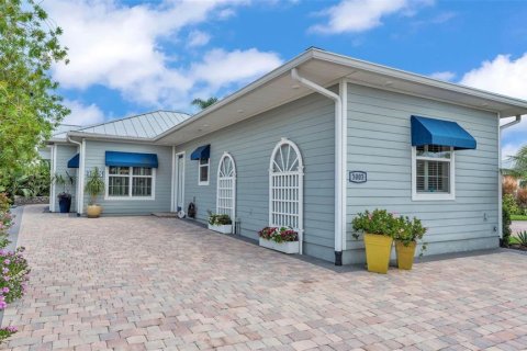 Villa ou maison à Polk City, Floride 1 chambre, 136.57 m2 № 2312891