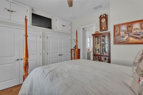 Villa ou maison à vendre à Polk City, Floride: 1 chambre, 136.57 m2 № 2312891 - photo 13