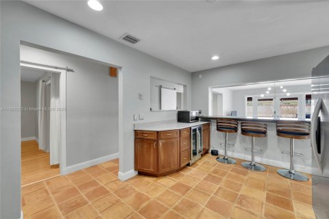 Villa ou maison à louer à Hollywood, Floride: 3 chambres, 192.87 m2 № 1947566 - photo 17