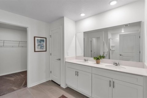 Casa en venta en Haines City, Florida, 4 dormitorios, 180.14 m2 № 1902257 - foto 17