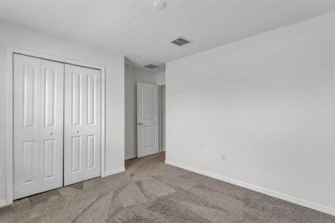 Casa en venta en Haines City, Florida, 4 dormitorios, 180.14 m2 № 1902257 - foto 25