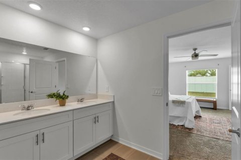 Casa en venta en Haines City, Florida, 4 dormitorios, 180.14 m2 № 1902257 - foto 15