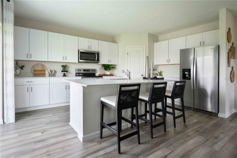 Villa ou maison à vendre à Zephyrhills, Floride: 5 chambres, 229.47 m2 № 2219978 - photo 2