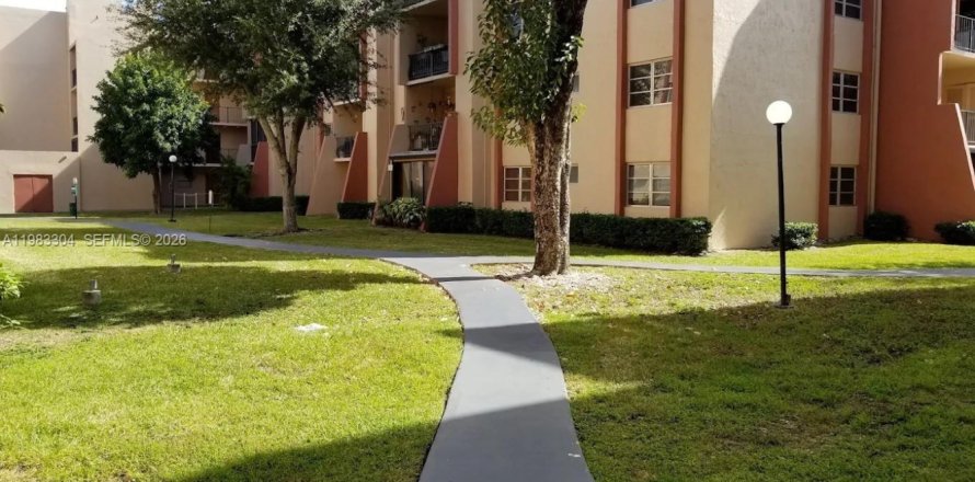 Condo à Miami, Floride, 2 chambres  № 2048148