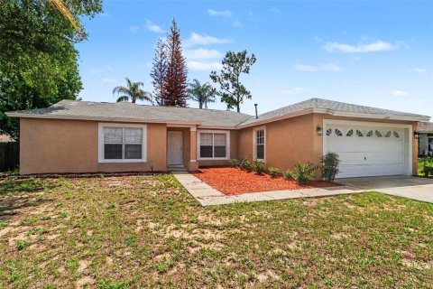 Casa en venta en Clermont, Florida, 4 dormitorios, 155.52 m2 № 2091588 - foto 2