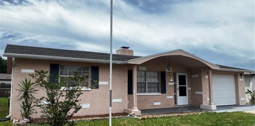 Casa en Holiday, Florida 2 dormitorios, 80.27 m2 № 2148857