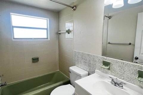 Casa en alquiler en Holiday, Florida, 2 dormitorios, 80.27 m2 № 2148857 - foto 6