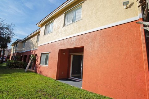 Touwnhouse à vendre à Davie, Floride: 3 chambres, 109.81 m2 № 1987963 - photo 20