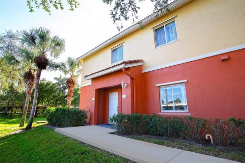Touwnhouse à vendre à Davie, Floride: 3 chambres, 109.81 m2 № 1987963 - photo 1