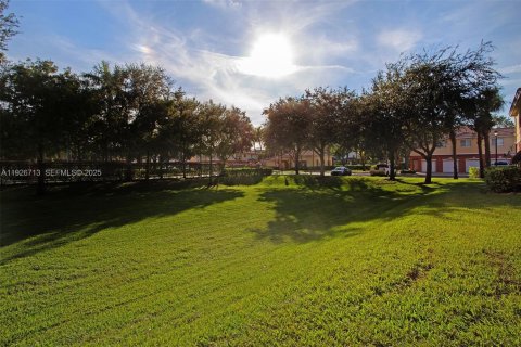 Touwnhouse à vendre à Davie, Floride: 3 chambres, 109.81 m2 № 1987963 - photo 22
