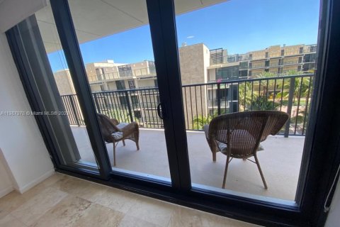 Снять в аренду кондоминиум в Холливуд, Флорида 2 спальни, 130.06м2, № 1958412 - фото 20